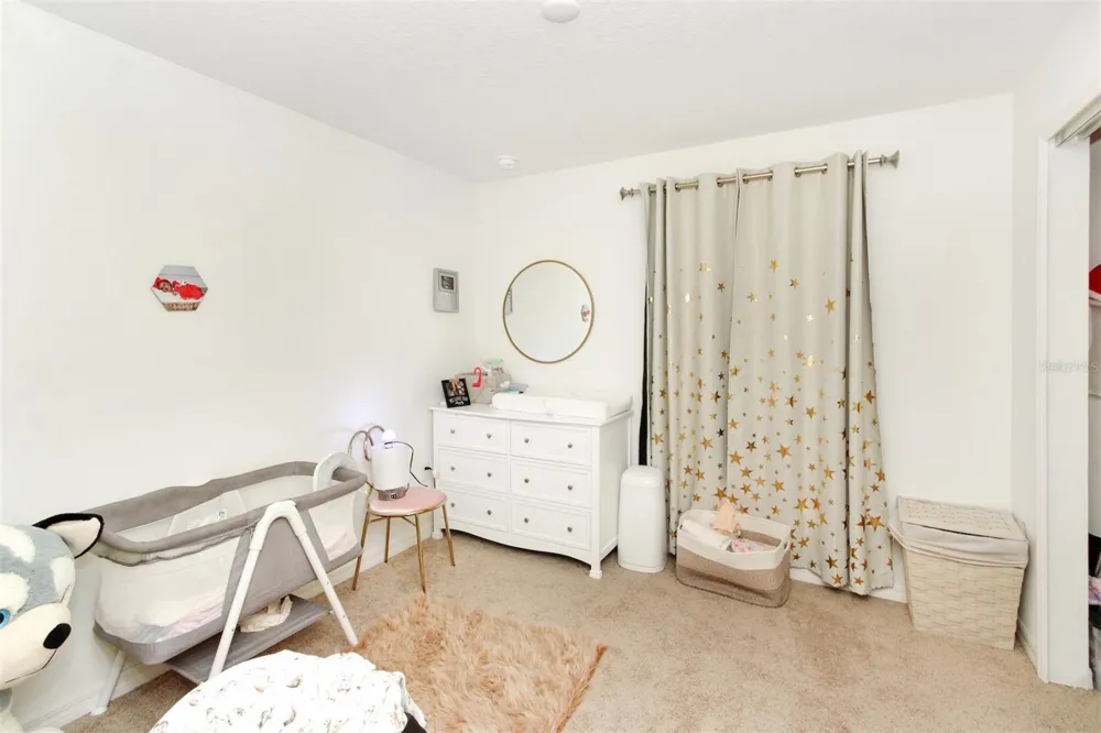 2220 GLADIOLUS LANE Mascotte, FL 34753