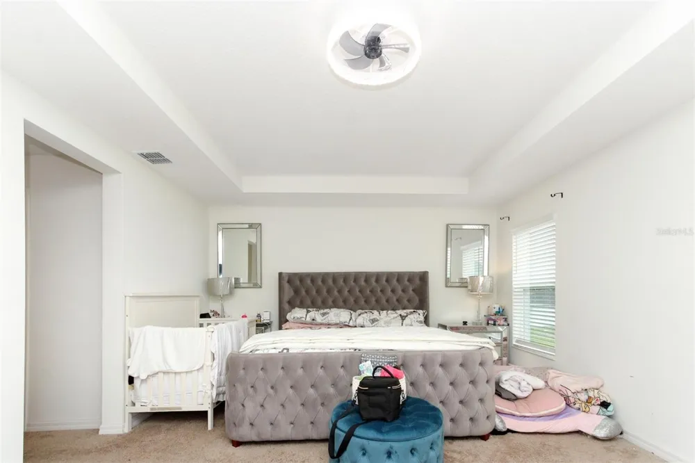 2220 GLADIOLUS LANE Mascotte, FL 34753