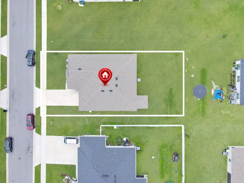 2220 GLADIOLUS LANE Mascotte, FL 34753