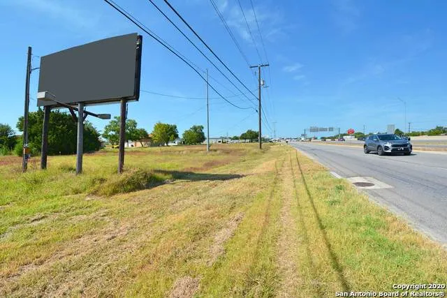 2050 Interstate 35 New Braunfels, TX 78130