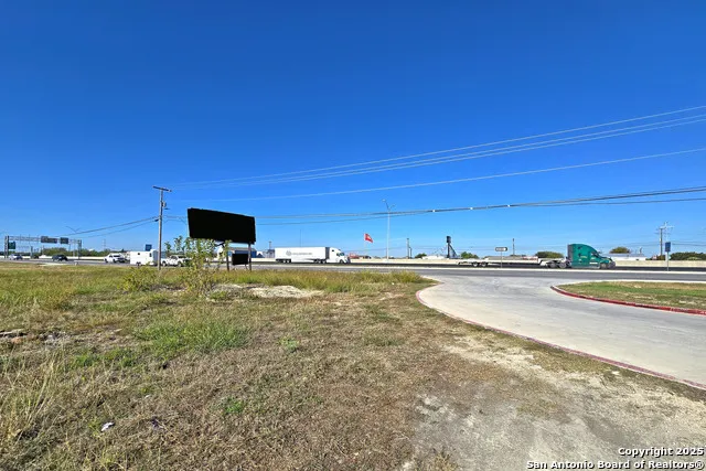 2050 Interstate 35 New Braunfels, TX 78130