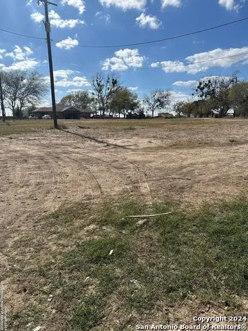 14075 Sherwood Atascosa, TX 78002