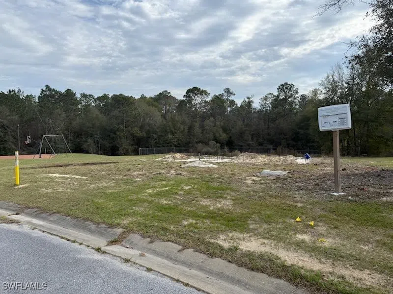 Antigone Circle Crestview, FL 32536