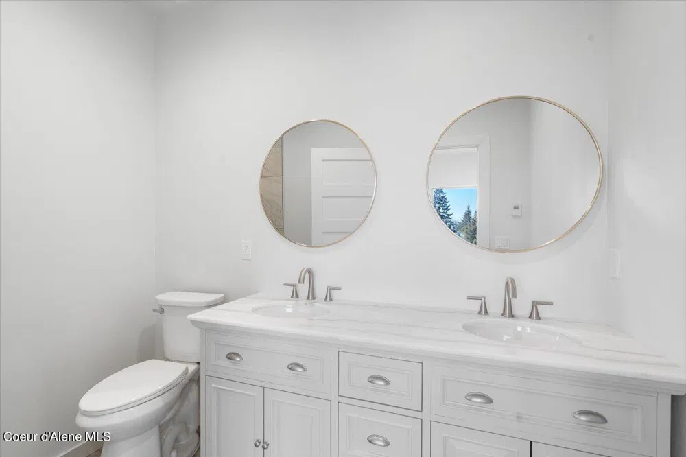 21941 S LAKEVIEW DRIVE Worley, ID 83876