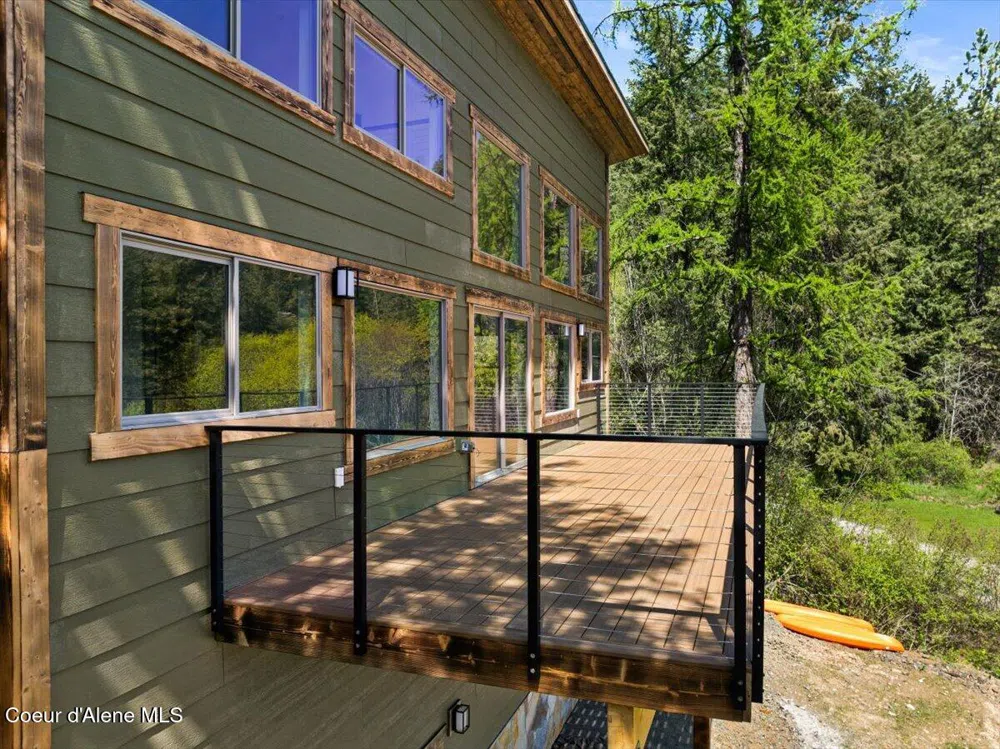 21941 S LAKEVIEW DRIVE Worley, ID 83876