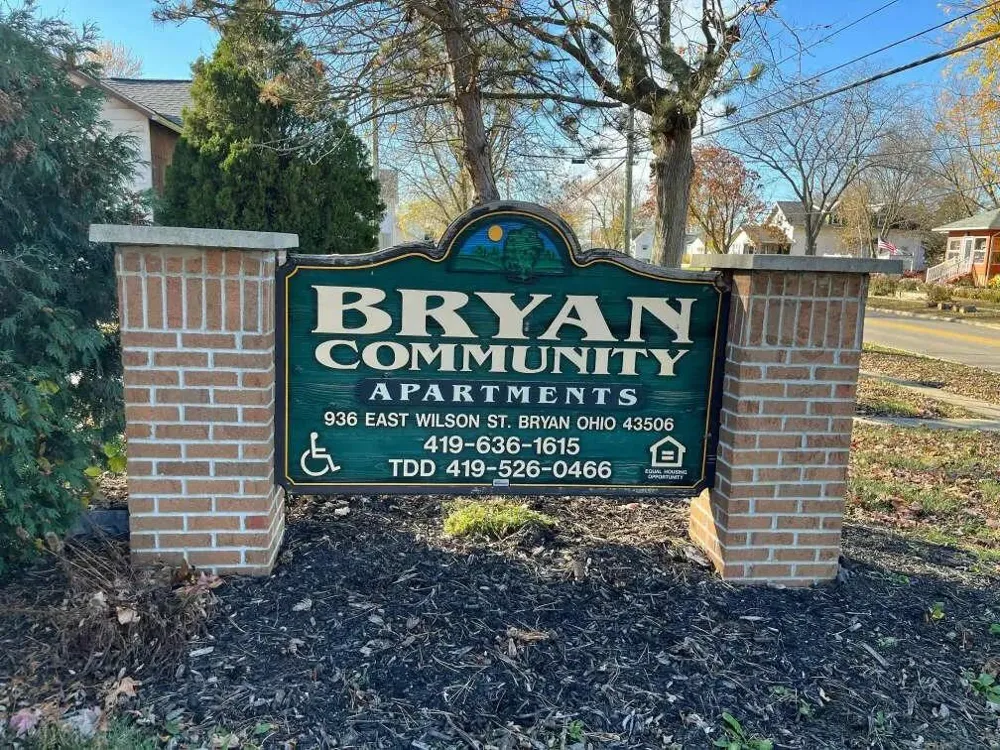 936 E Wilson St Bryan, OH 43506