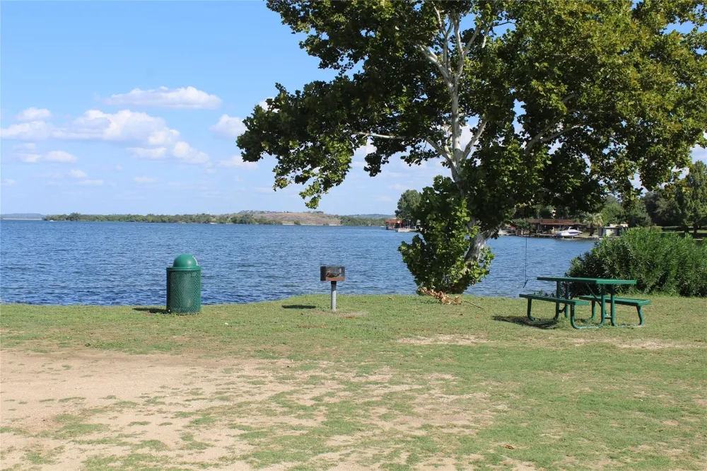 214 Northcrest Drive Marble Falls, TX 78654