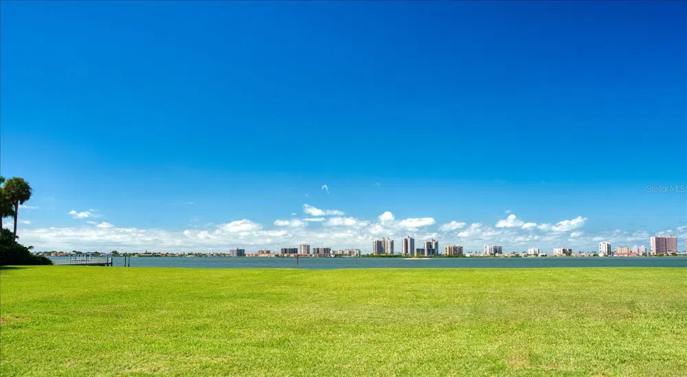 ST ANDREWS DRIVE Belleair, FL 33756