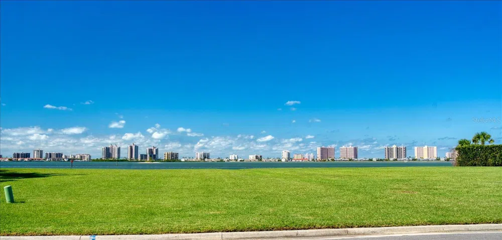 ST ANDREWS DRIVE Belleair, FL 33756