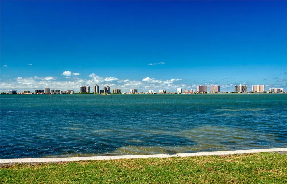 ST ANDREWS DRIVE Belleair, FL 33756