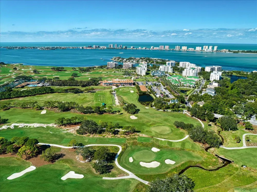 ST ANDREWS DRIVE Belleair, FL 33756