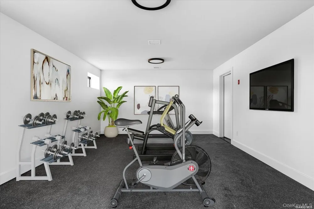 290 Windward Road Orient, NY 11957