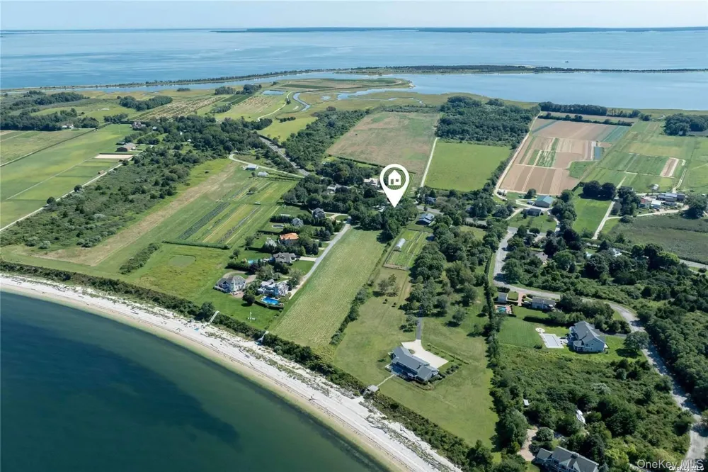 290 Windward Road Orient, NY 11957