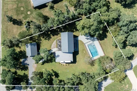 290 Windward Road