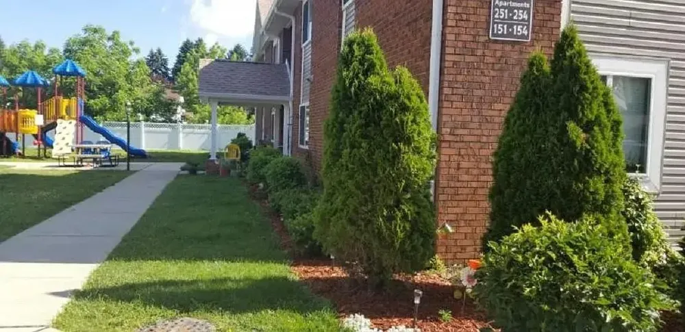 975 Monroe St Bellevue, OH 44811