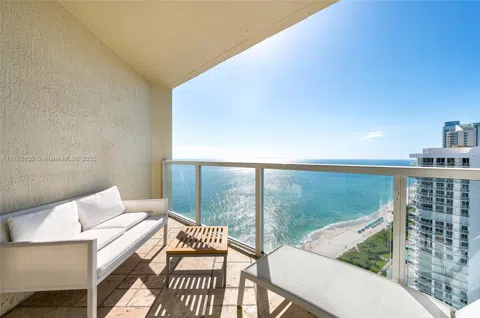 16699 Collins Ave #3010