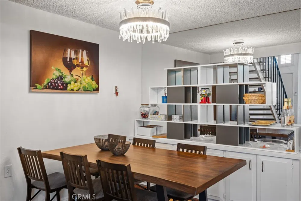 62 Calle Cadiz Laguna Woods, CA 92637