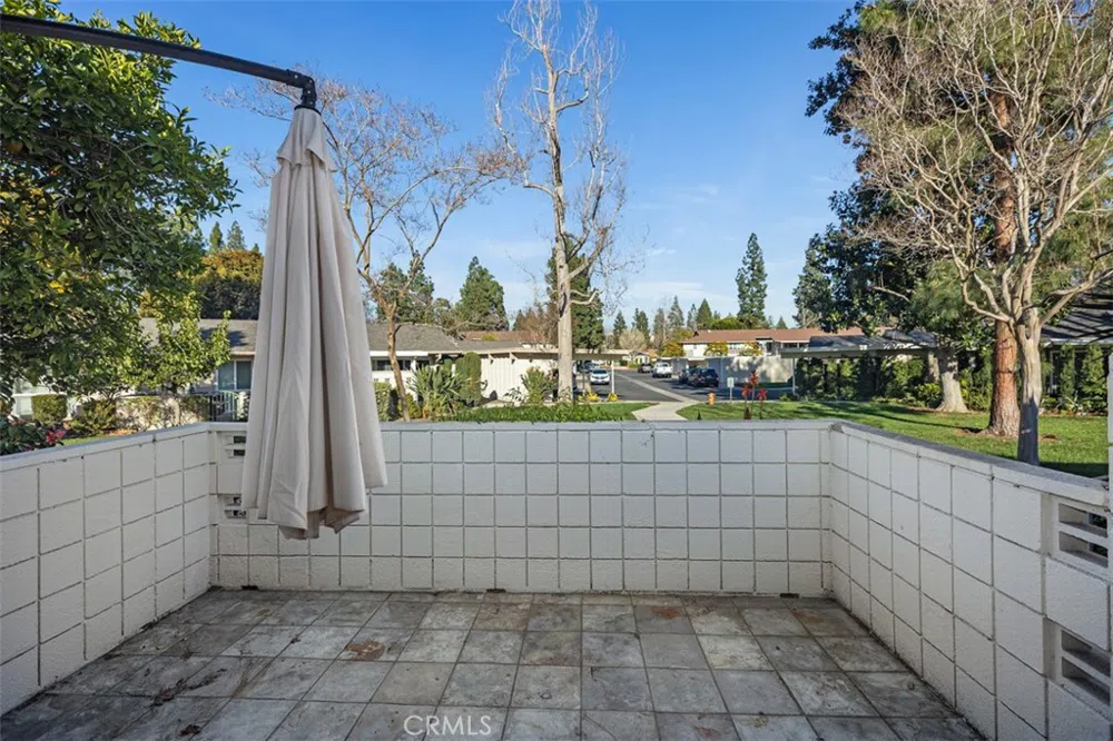 62 Calle Cadiz Laguna Woods, CA 92637