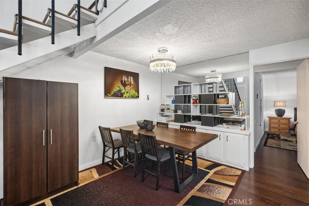 62 Calle Cadiz Laguna Woods, CA 92637