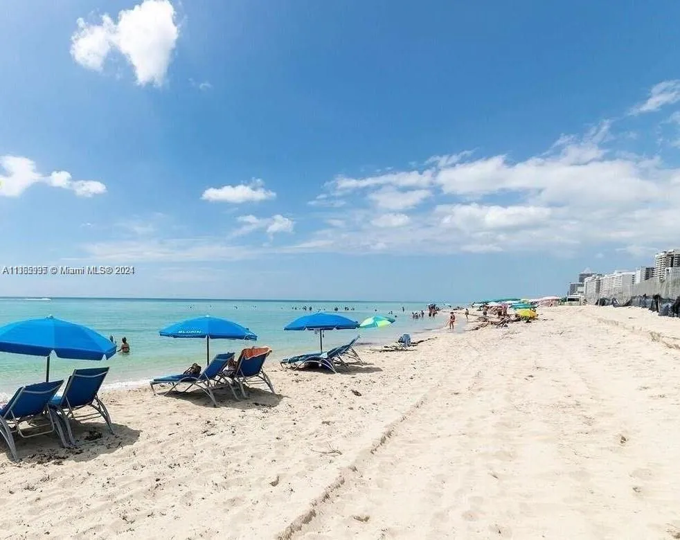 6365 COLLINS AV #3407 Miami Beach, FL 33141