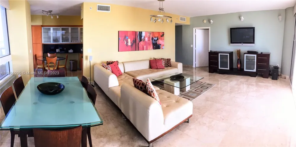 6365 COLLINS AV #3407 Miami Beach, FL 33141