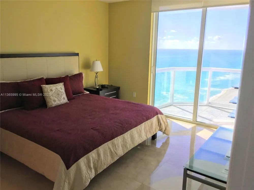 6365 COLLINS AV #3407 Miami Beach, FL 33141