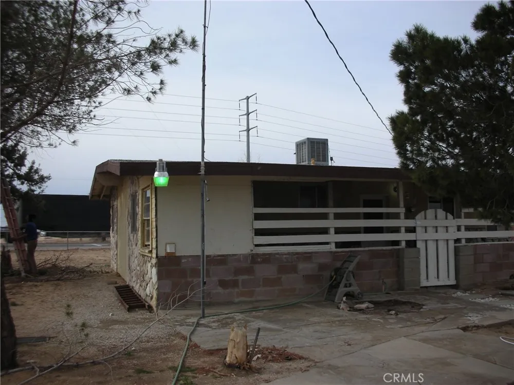 20515 US Highway 395 Adelanto, CA 92301