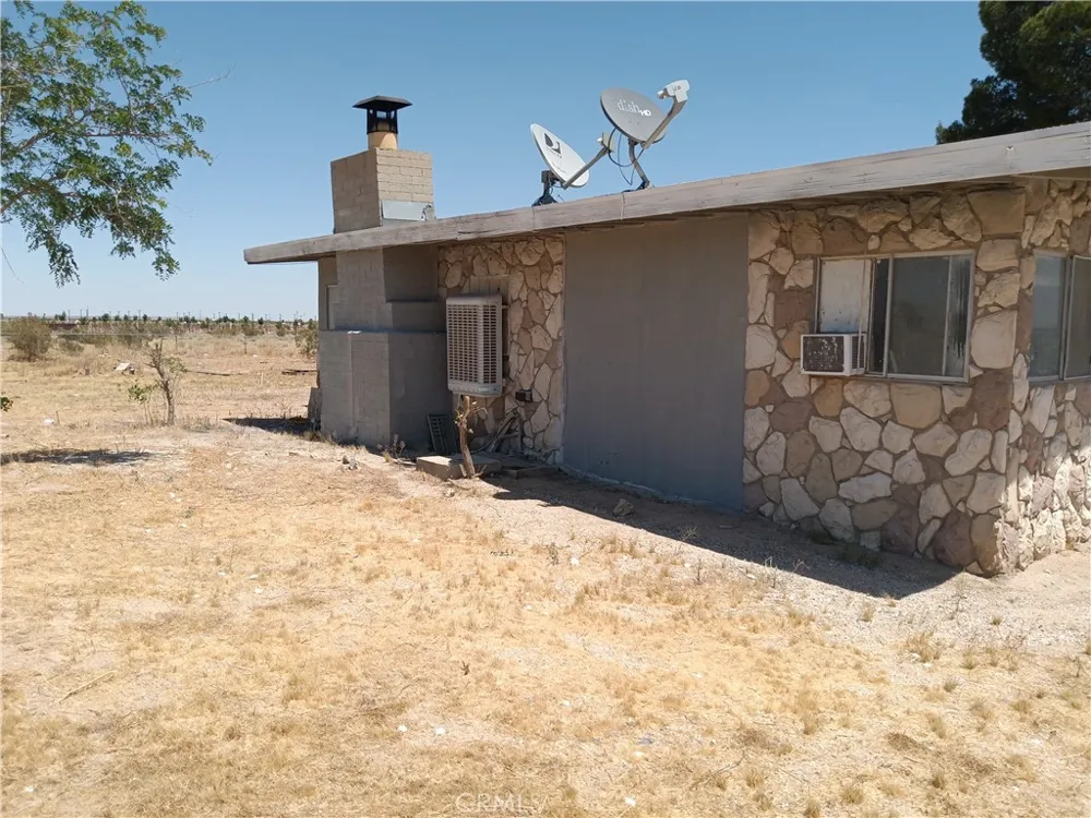 20515 US Highway 395 Adelanto, CA 92301
