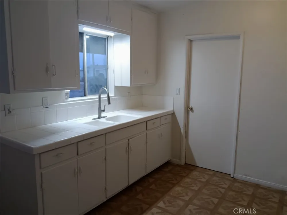 20515 US Highway 395 Adelanto, CA 92301