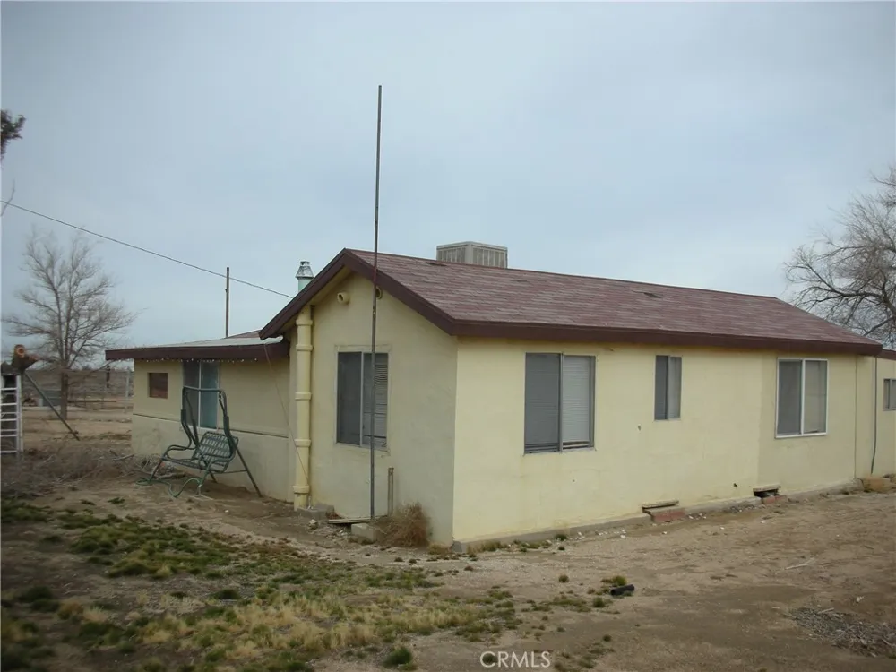 20515 US Highway 395 Adelanto, CA 92301