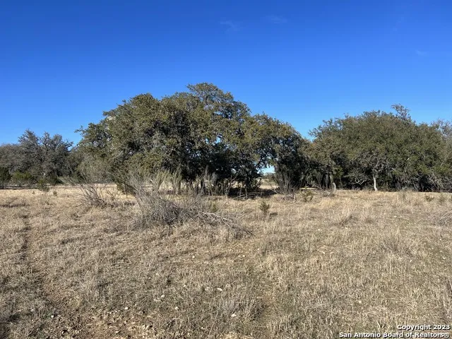219 Highgate Dr Bandera, TX 78003