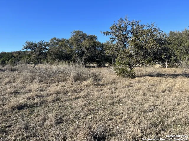 219 Highgate Dr Bandera, TX 78003