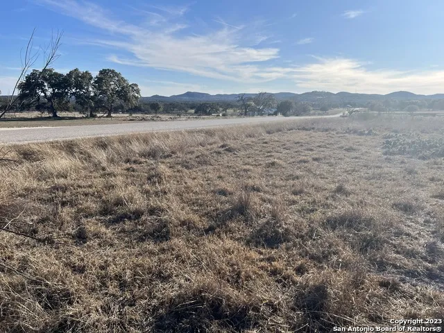 219 Highgate Dr Bandera, TX 78003