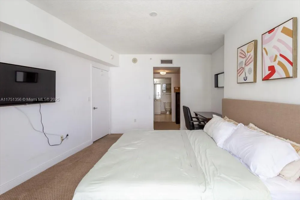 1750 Bayshore Dr #4809 Miami, FL 33132
