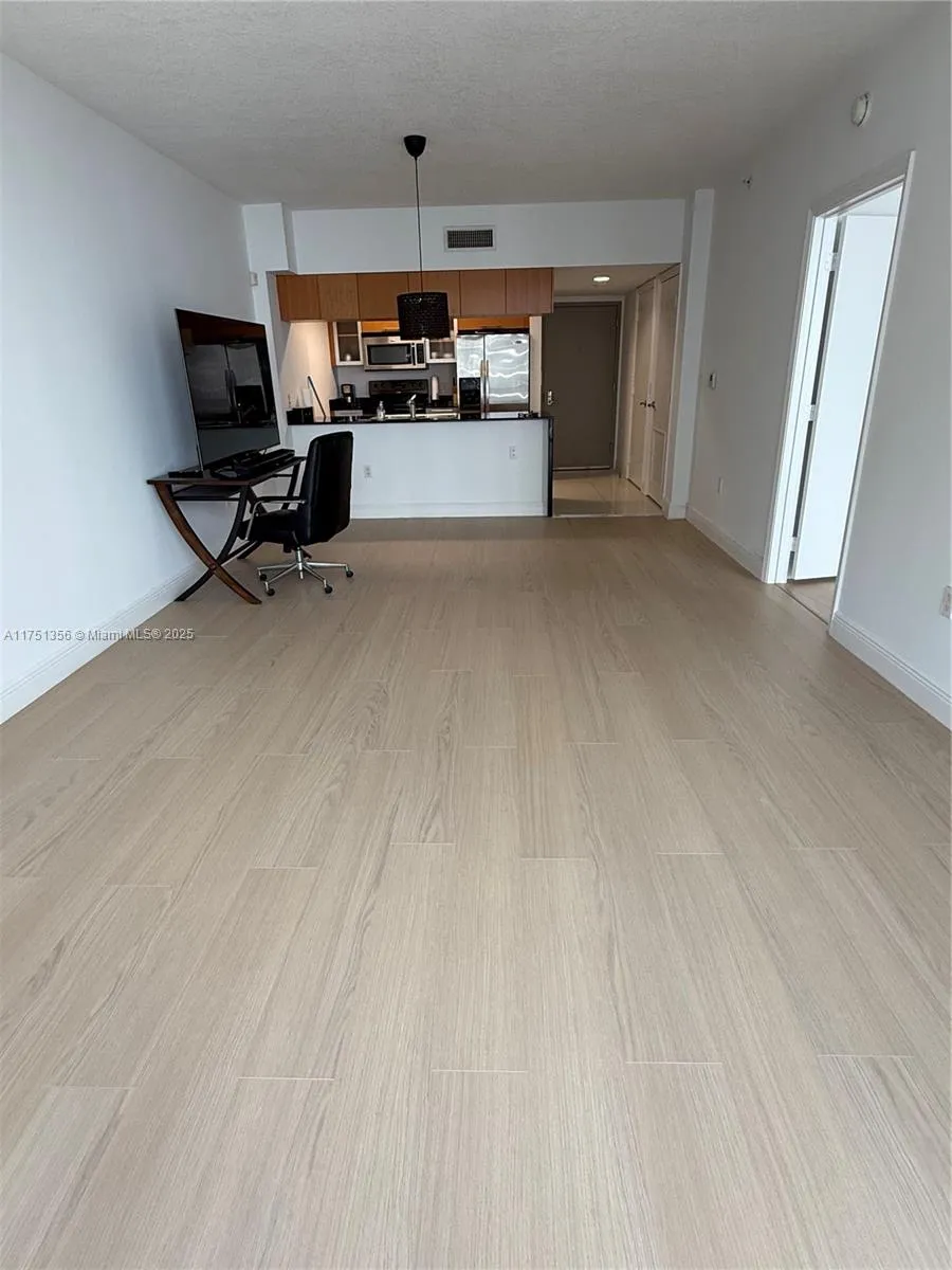 1750 Bayshore Dr #4809 Miami, FL 33132