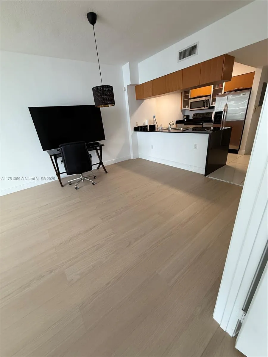 1750 Bayshore Dr #4809 Miami, FL 33132
