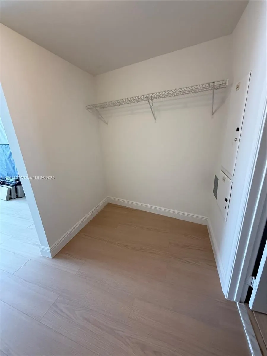 1750 Bayshore Dr #4809 Miami, FL 33132
