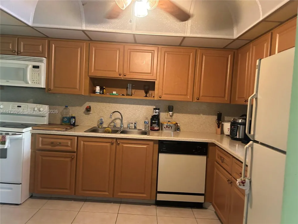 300 Diplomat pkwy #310 Hallandale Beach, FL 33009