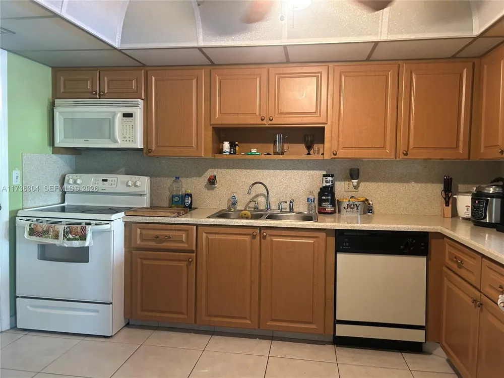 300 Diplomat pkwy #310 Hallandale Beach, FL 33009