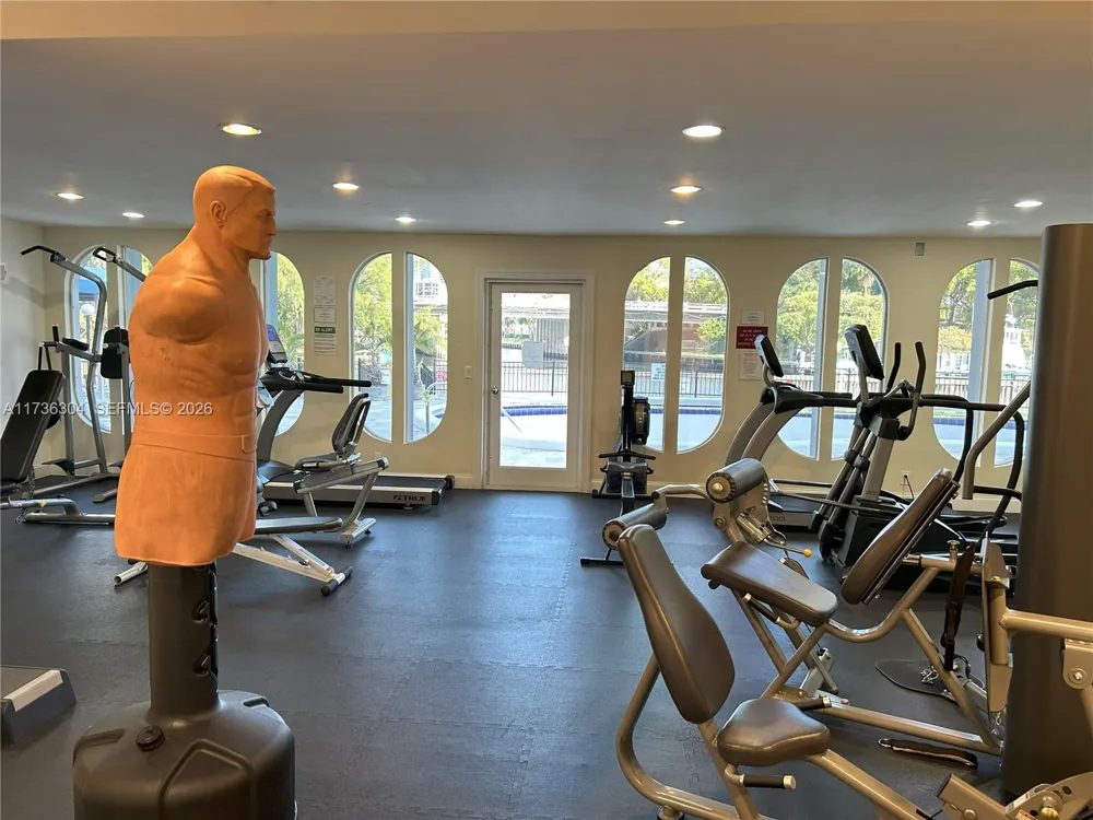 300 Diplomat pkwy #310 Hallandale Beach, FL 33009