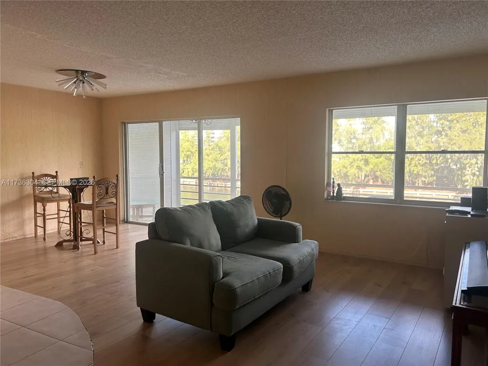 300 Diplomat pkwy #310 Hallandale Beach, FL 33009