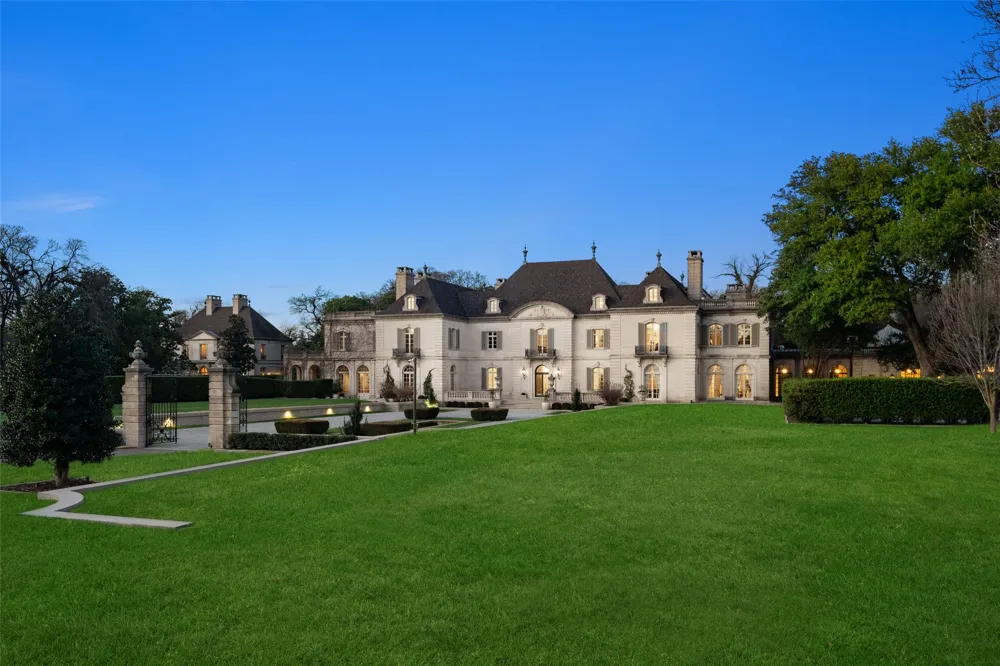 5619 Walnut Hill Lane Dallas, TX 75229