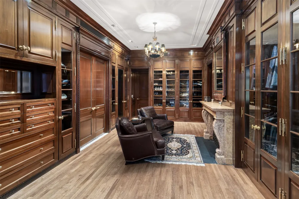 5619 Walnut Hill Lane Dallas, TX 75229