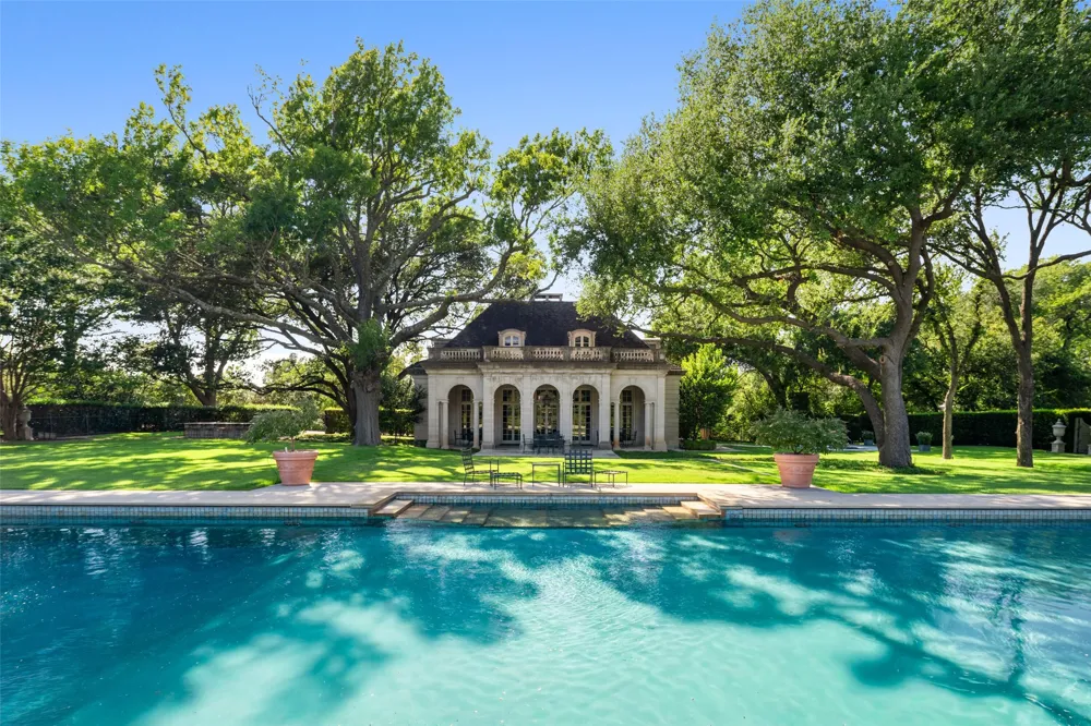 5619 Walnut Hill Lane Dallas, TX 75229