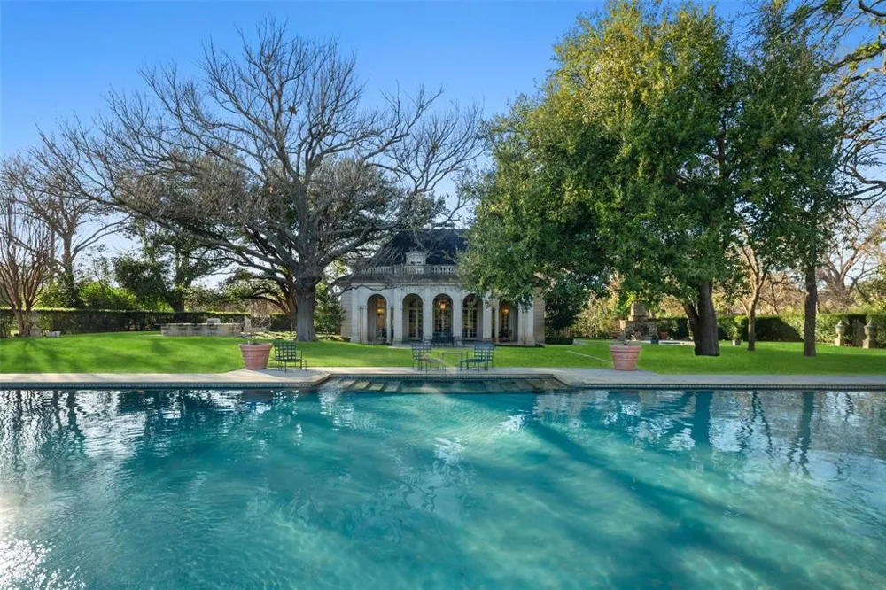 5619 Walnut Hill Lane Dallas, TX 75229