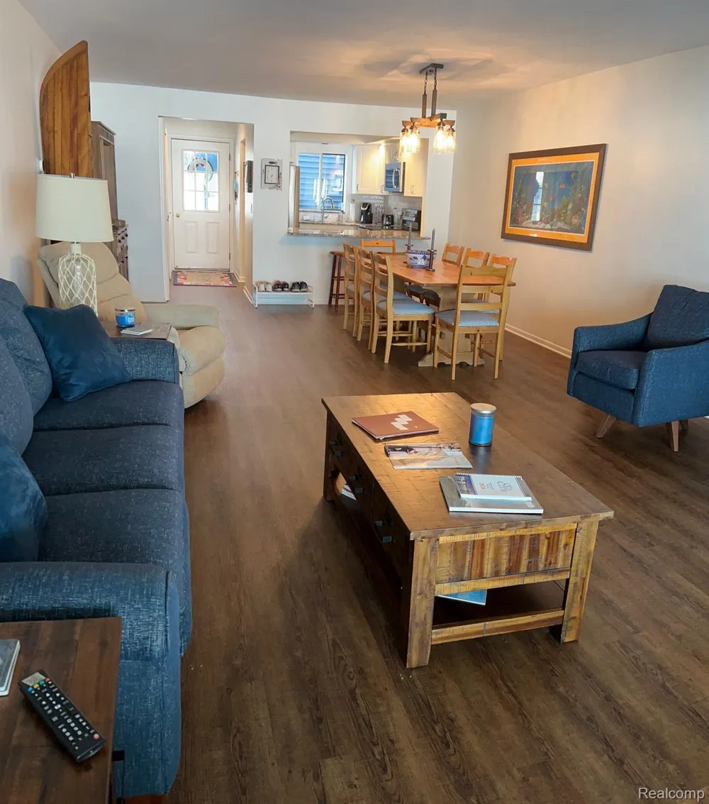 9616 S CHANNEL DRIVE Clay Township, MI 48028