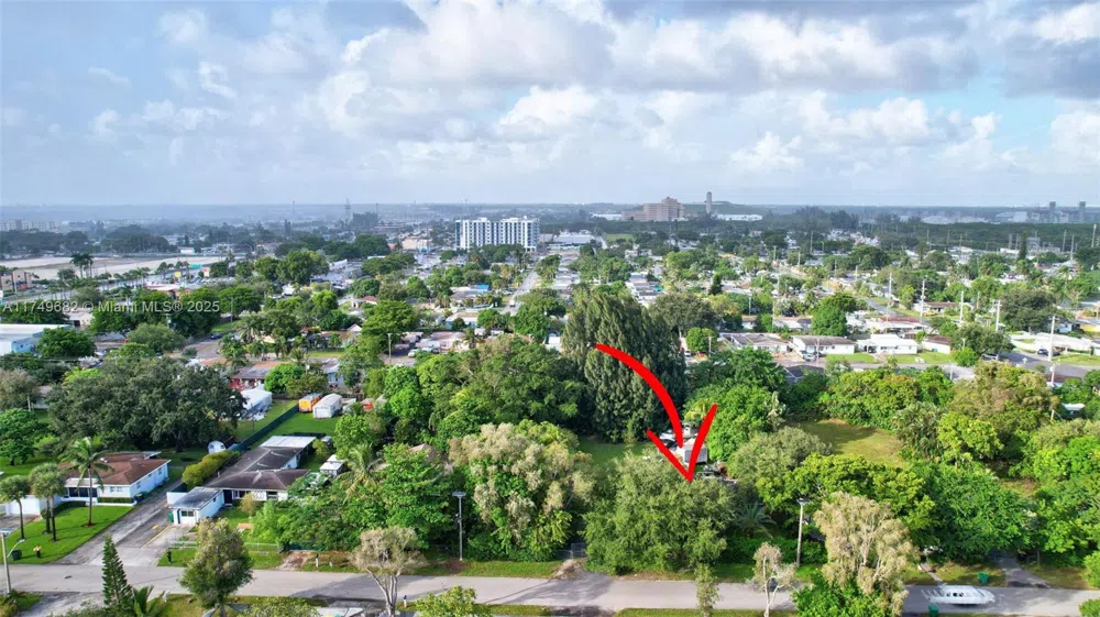 4381 SW 51st St Dania Beach, FL 33314