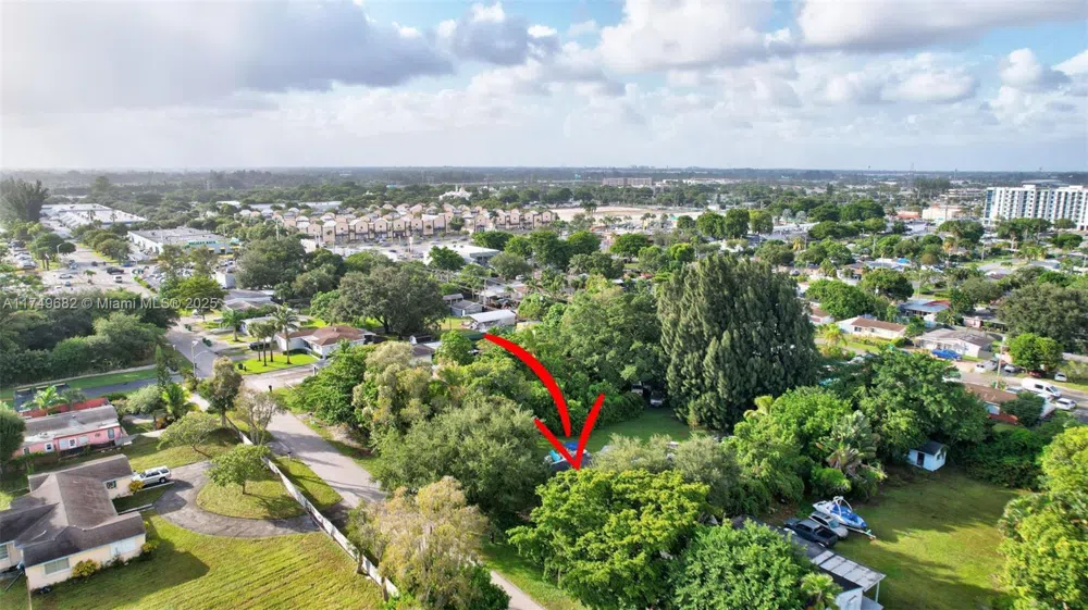 4381 SW 51st St Dania Beach, FL 33314