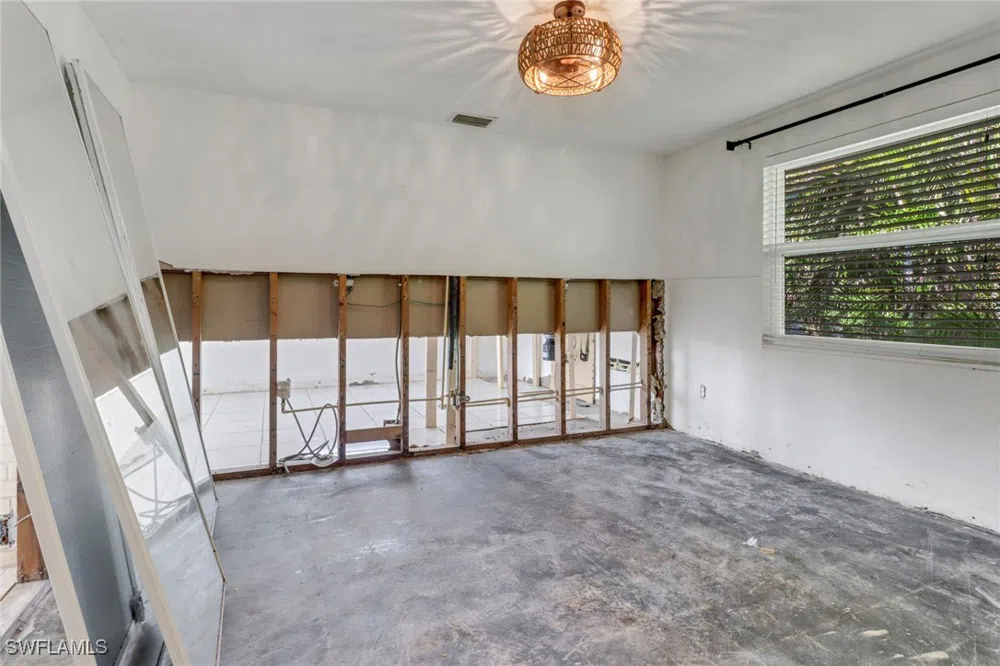 Clyde Street Matlacha, FL 33993