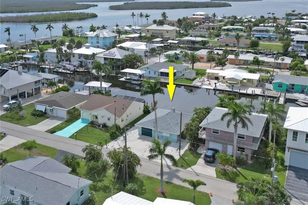 Clyde Street Matlacha, FL 33993
